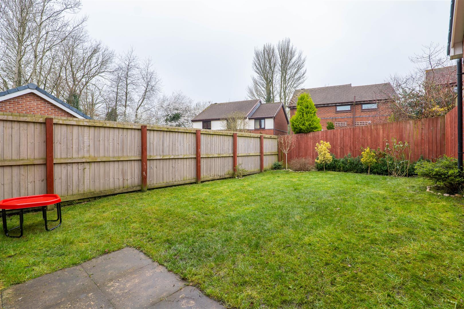 3 bed property in The Elms, Chorley